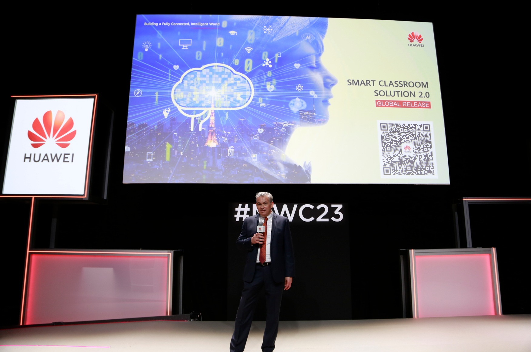 Huawei Launches Smart Classroom at MWC Barcelona